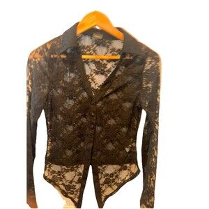 Blanc Clothing Lace Top Size M